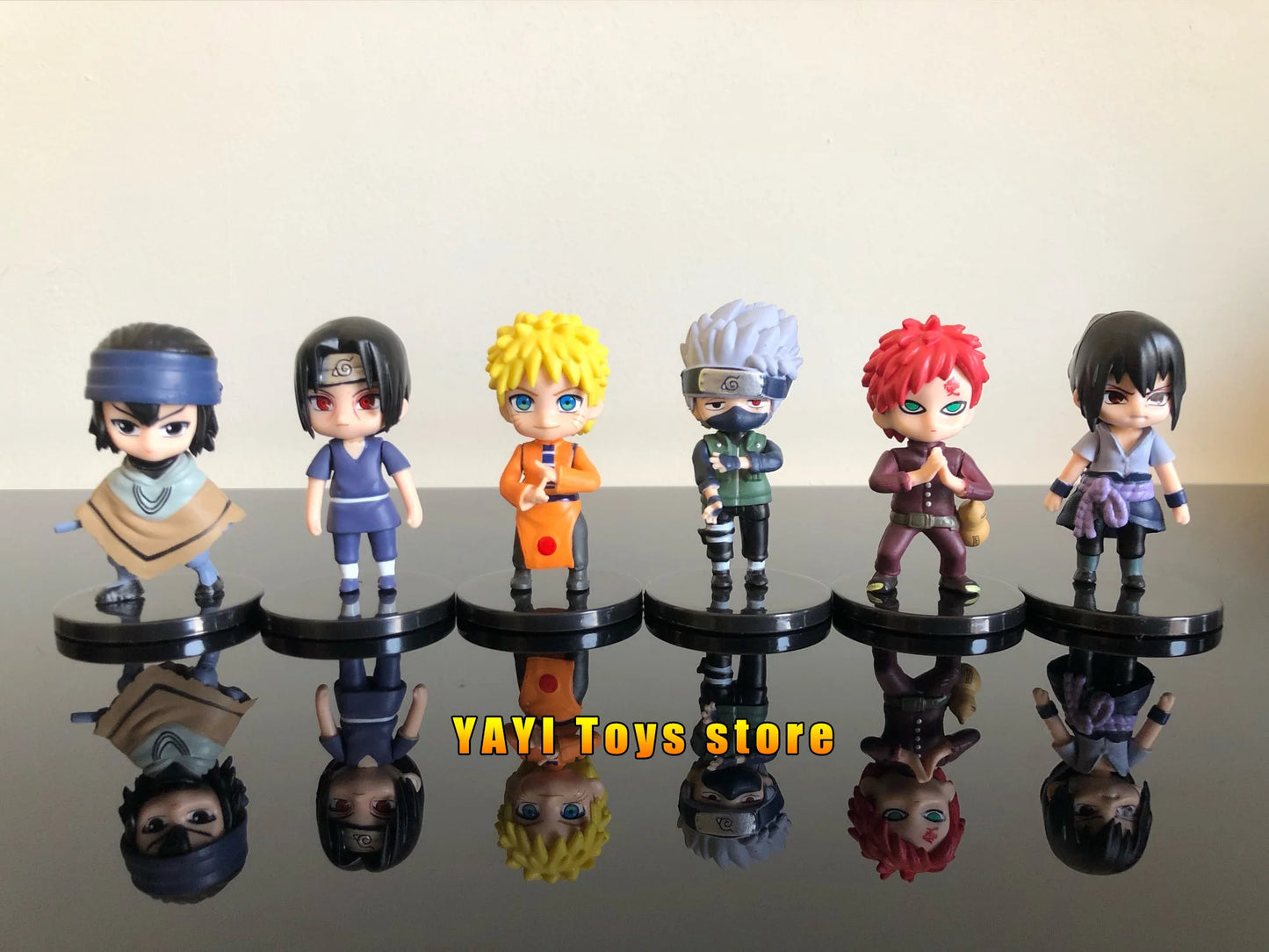 Conjunto de 12 Mini Bonecos - Naruto Shippuden