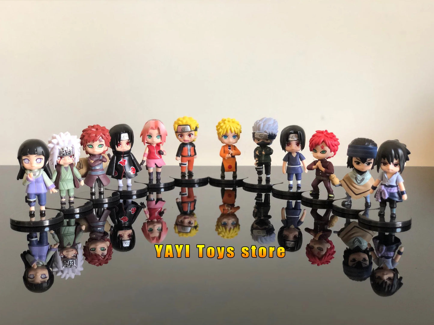 Conjunto de 12 Mini Bonecos - Naruto Shippuden