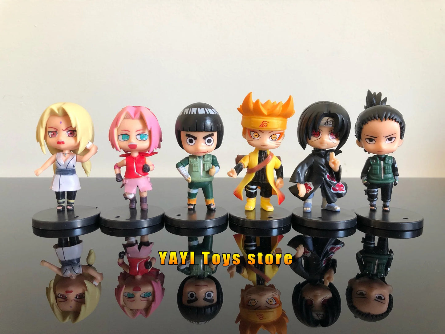 Conjunto de 12 Mini Bonecos - Naruto Shippuden